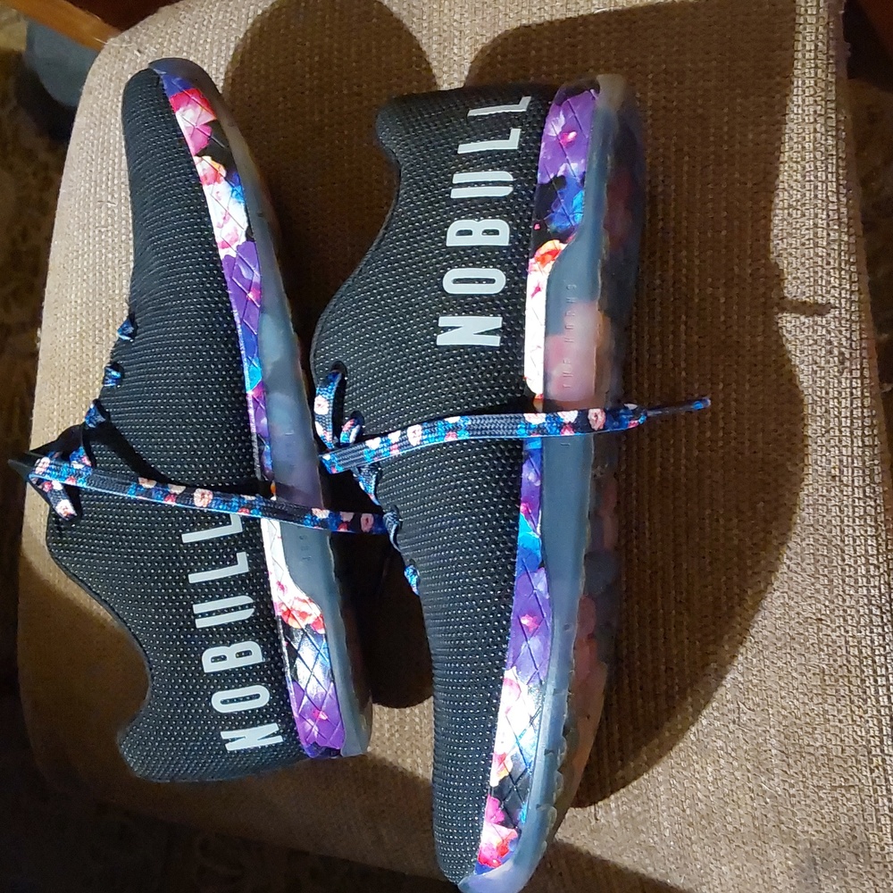 MENS..NO BULL SHOES